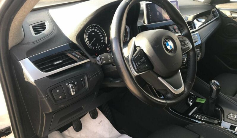 
								BMW  X2  sDrive18d Advantage full									