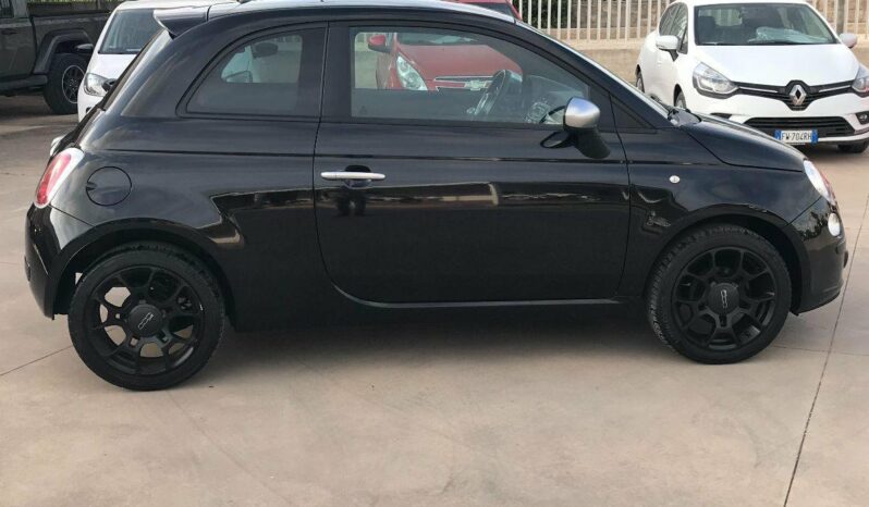 
								FIAT 500 1.2 S 69cv Rockstar full									