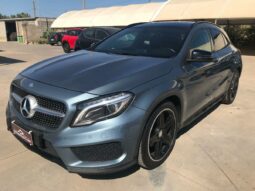 MERCEDES GLA  200 CDI Premium AMG LINE