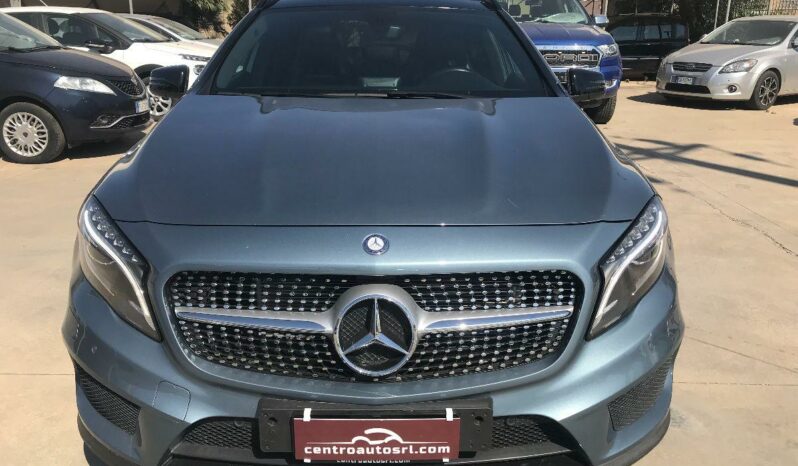 
								MERCEDES GLA  200 CDI Premium AMG LINE full									