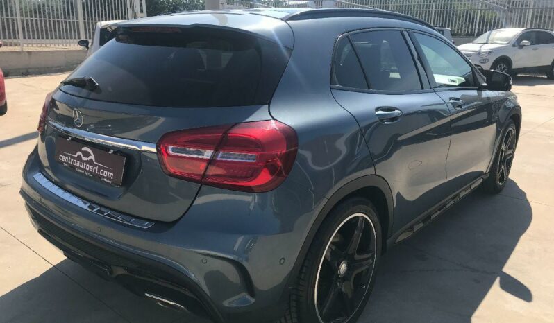 
								MERCEDES GLA  200 CDI Premium AMG LINE full									