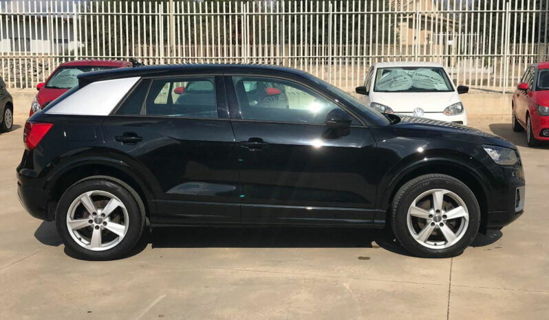 
								AUDI  Q2 1.6 TDI S tronic Sport full									