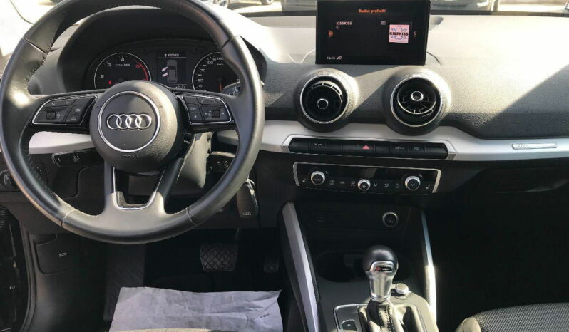 
								AUDI  Q2 1.6 TDI S tronic Sport full									