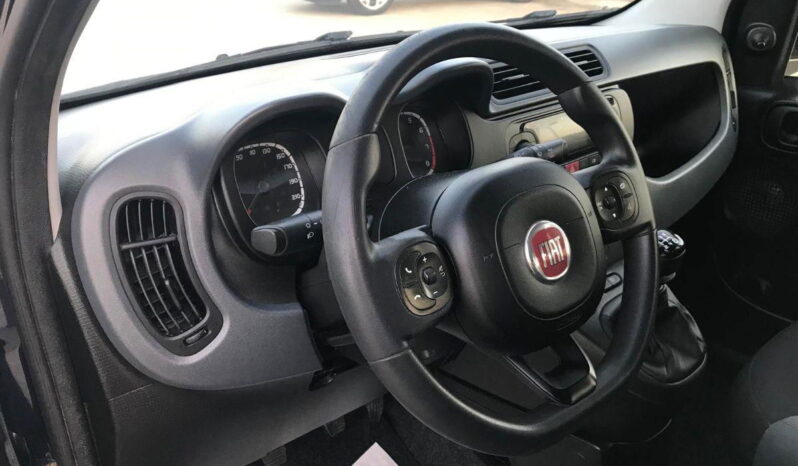 
								FIAT Panda 1.2 Lounge full									