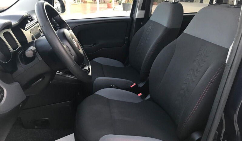 
								FIAT Panda 1.2 Lounge full									