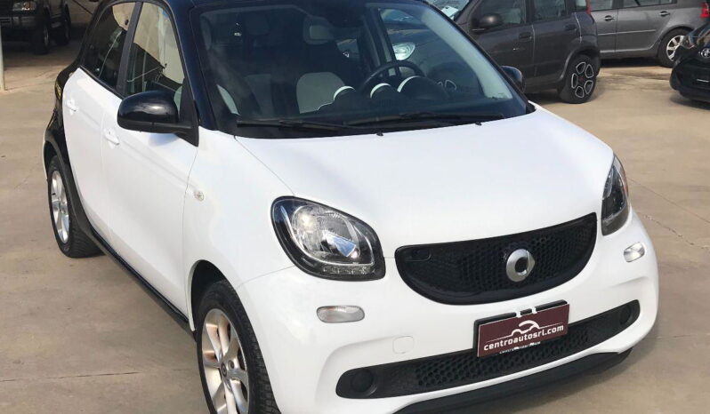 
								SMART Forfour 70 1.0 Passion full									